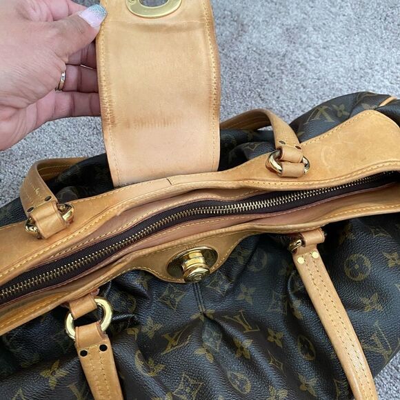 Louis Vuitton authentic handbag - Picture 3 of 4